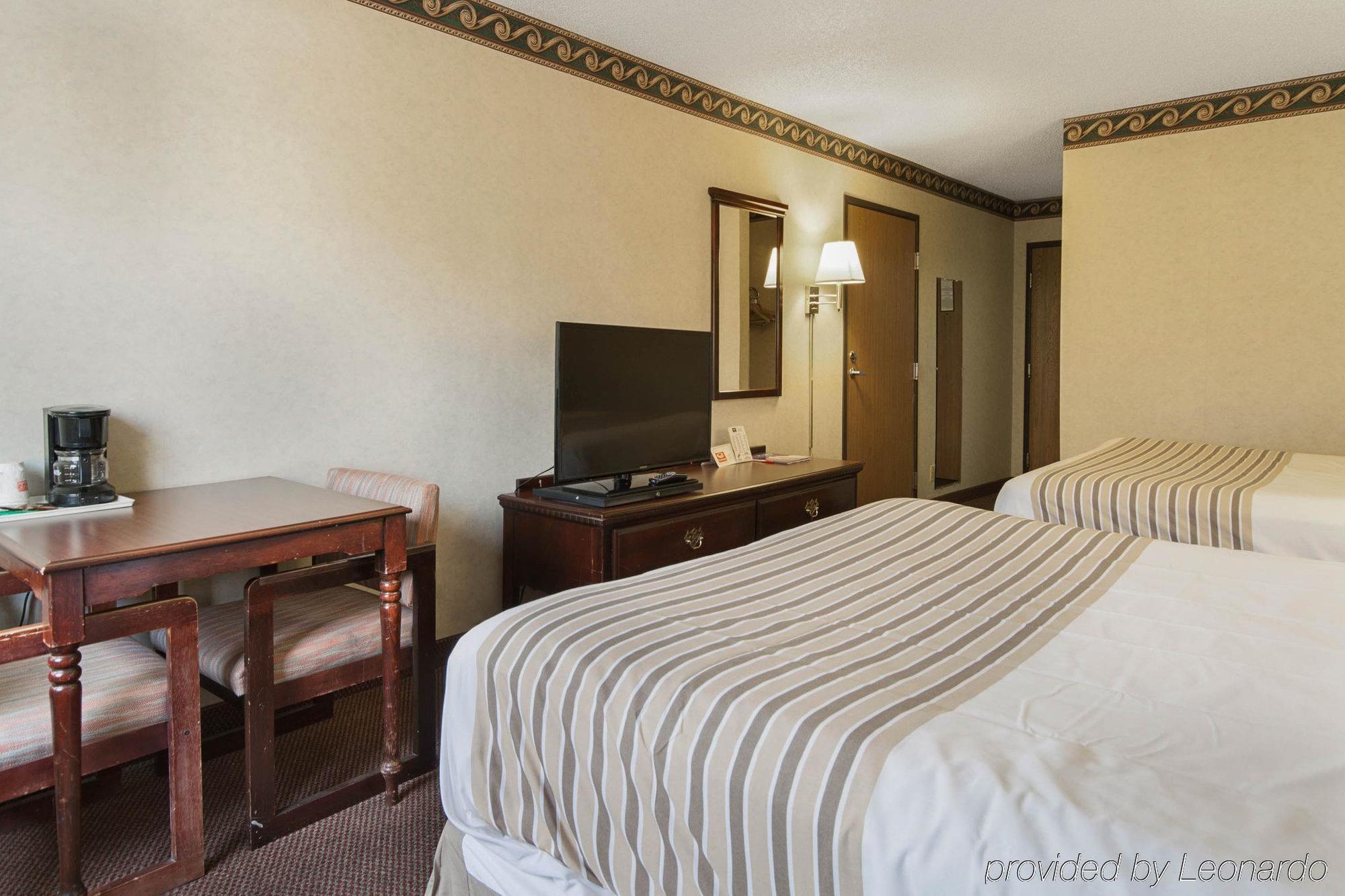 Hotel Econo & El Paso